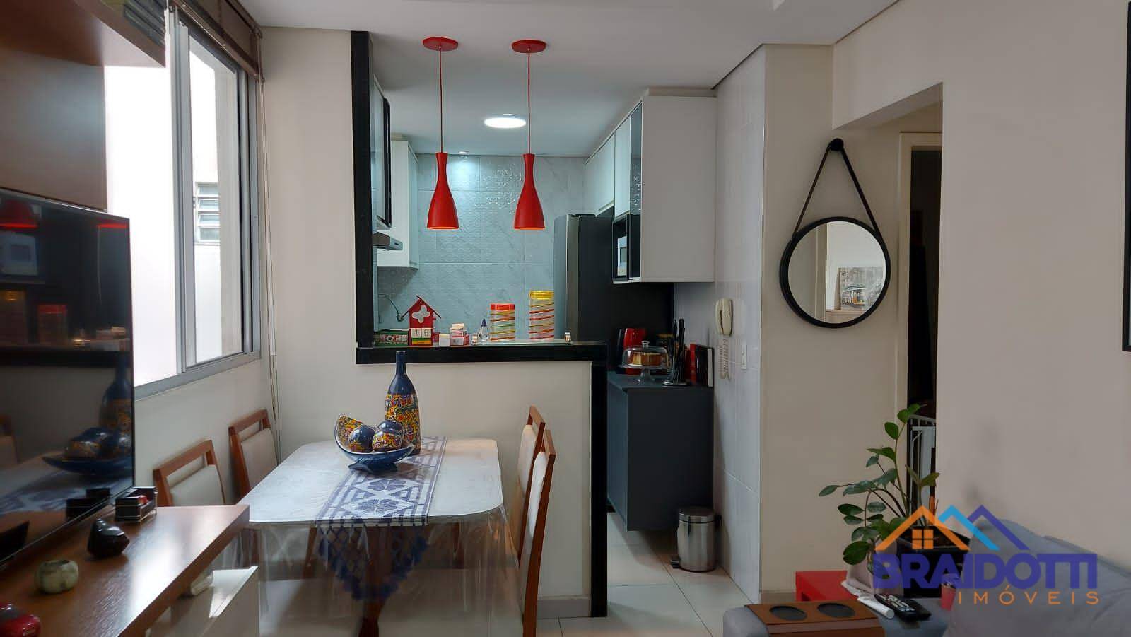 Apartamento à venda com 2 quartos, 45m² - Foto 2