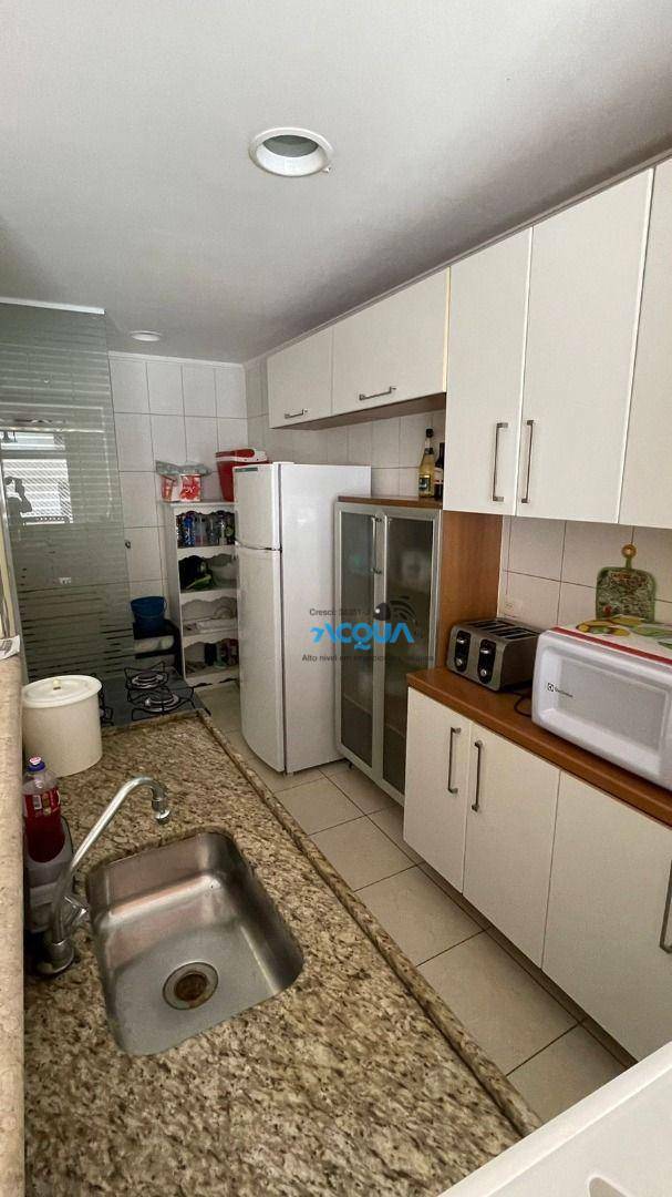 Apartamento à venda com 2 quartos, 80m² - Foto 3