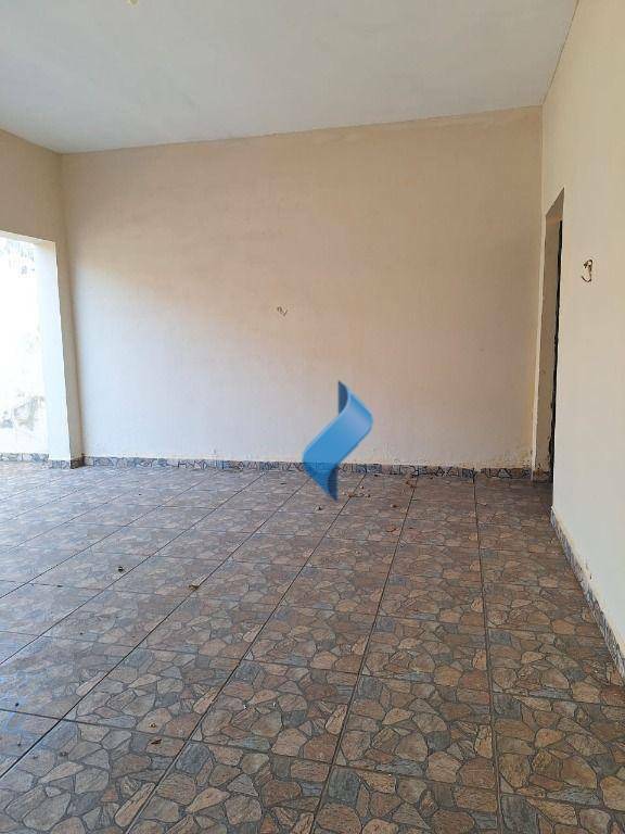 Casa à venda com 5 quartos, 241m² - Foto 23