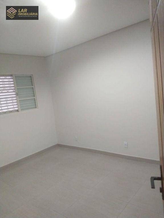 Casa à venda com 4 quartos, 284m² - Foto 18