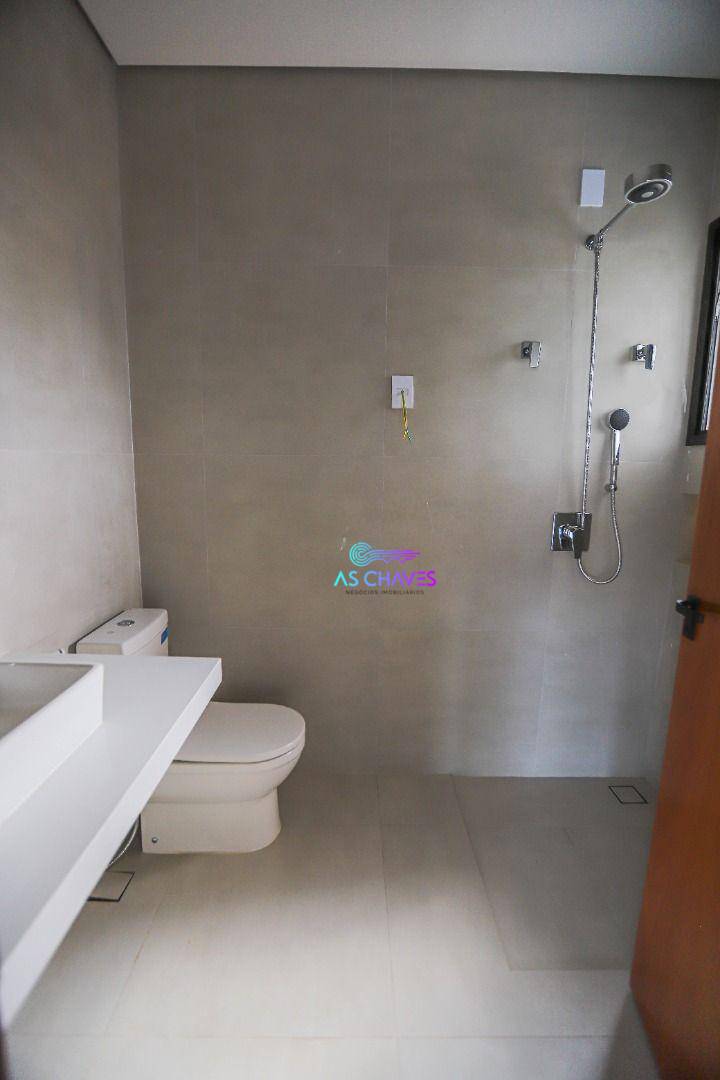 Casa de Condomínio à venda com 4 quartos, 380m² - Foto 17