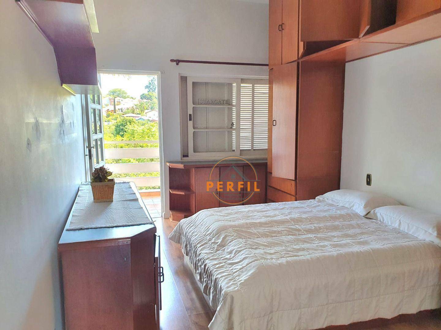 Casa de Condomínio à venda e aluguel com 3 quartos, 320m² - Foto 21