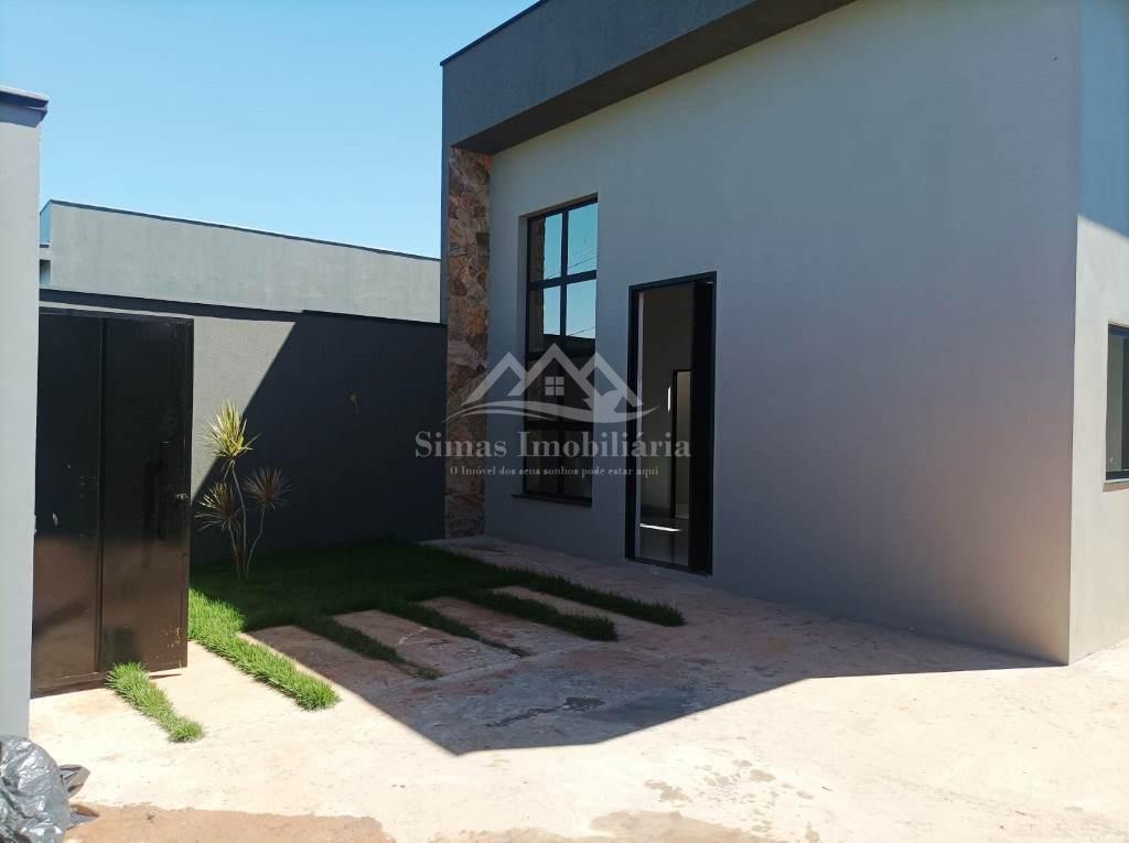 Casa à venda com 2 quartos, 210m² - Foto 2