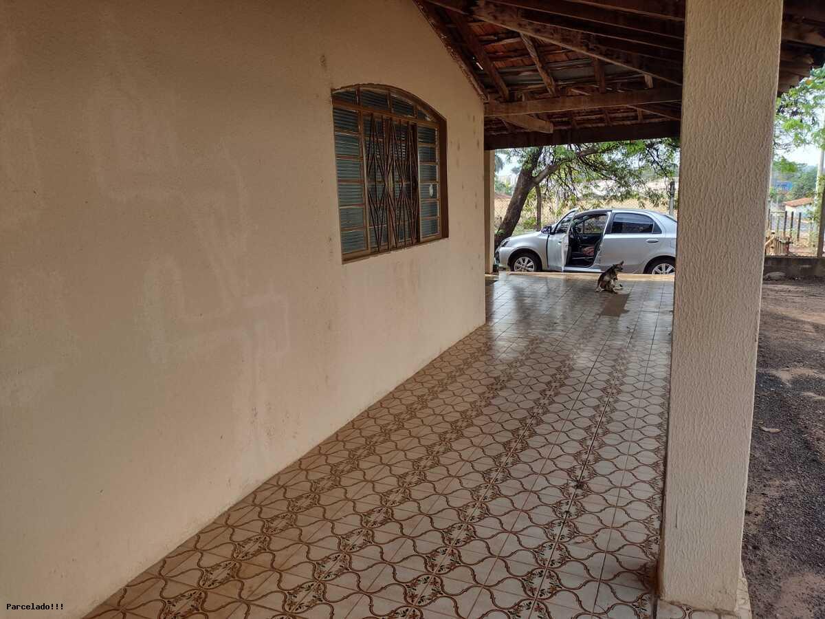 Casa à venda com 3 quartos, 800m² - Foto 11