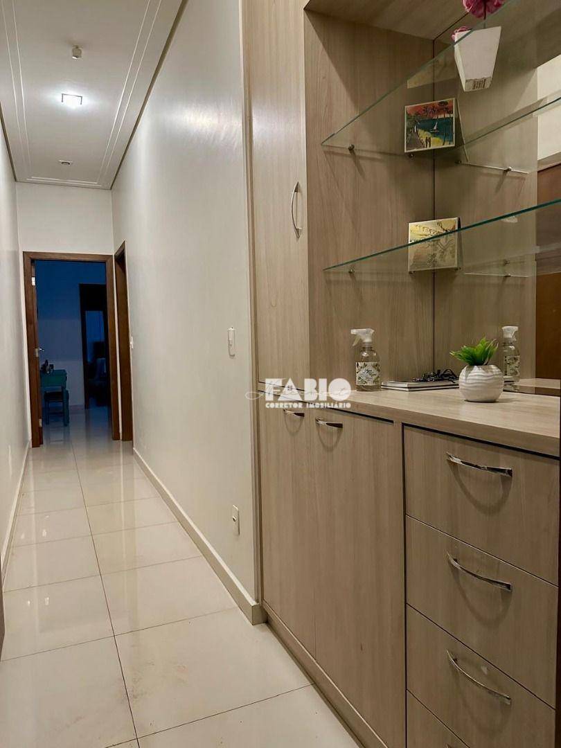 Casa de Condomínio à venda com 4 quartos, 352m² - Foto 16