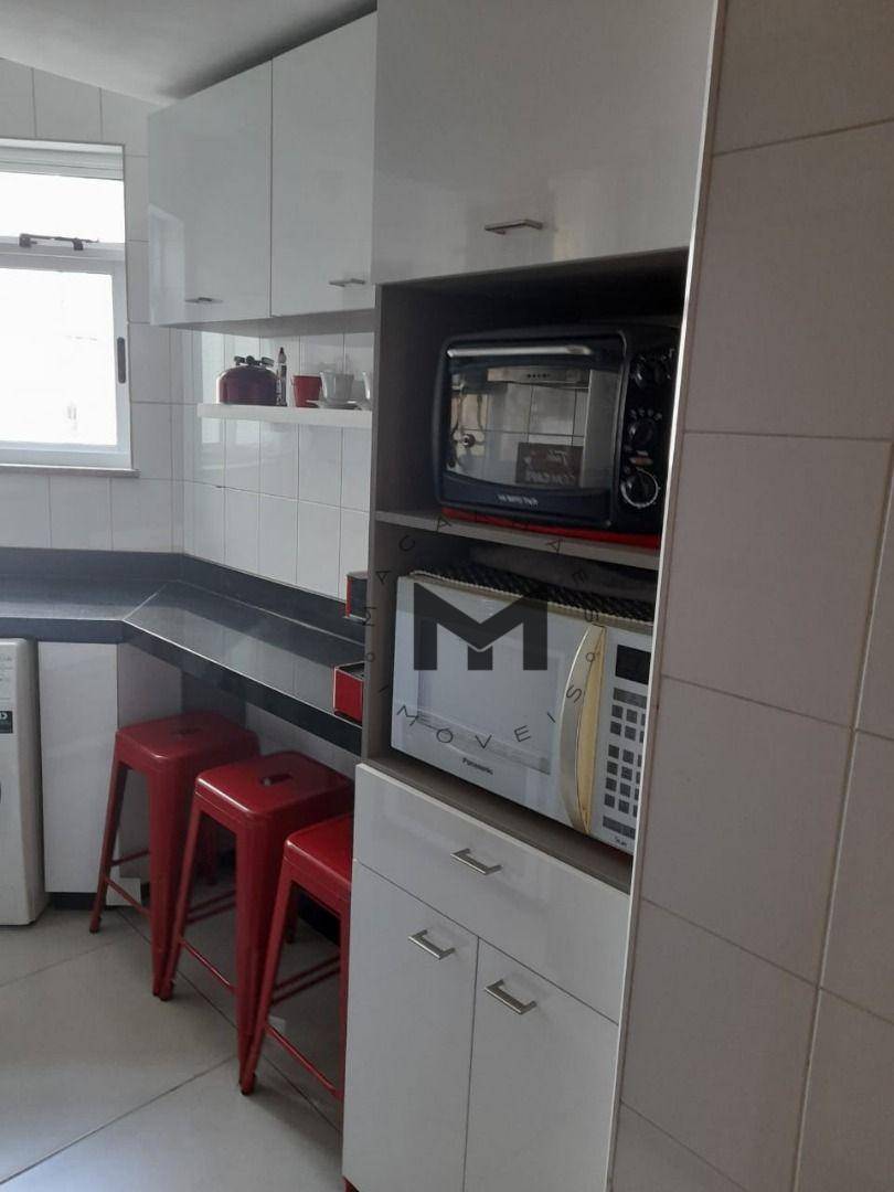 Apartamento à venda com 2 quartos, 70m² - Foto 11