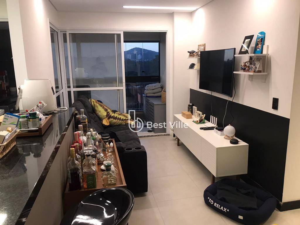 Apartamento à venda com 2 quartos, 64m² - Foto 6