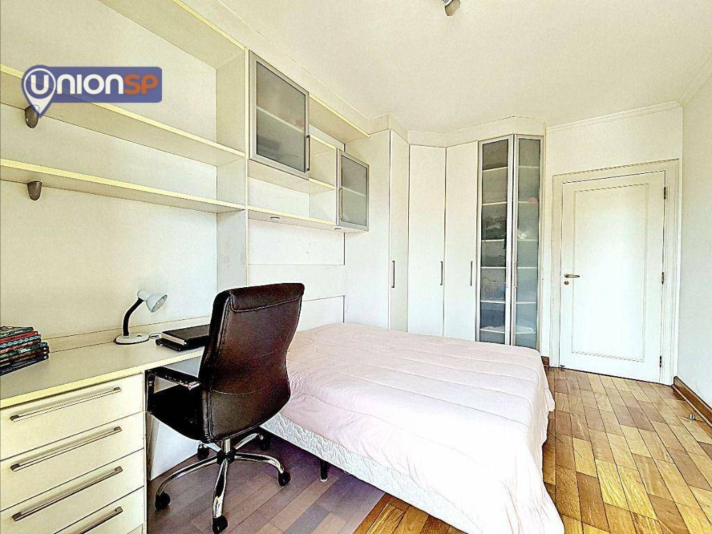 Apartamento à venda com 4 quartos, 265m² - Foto 9