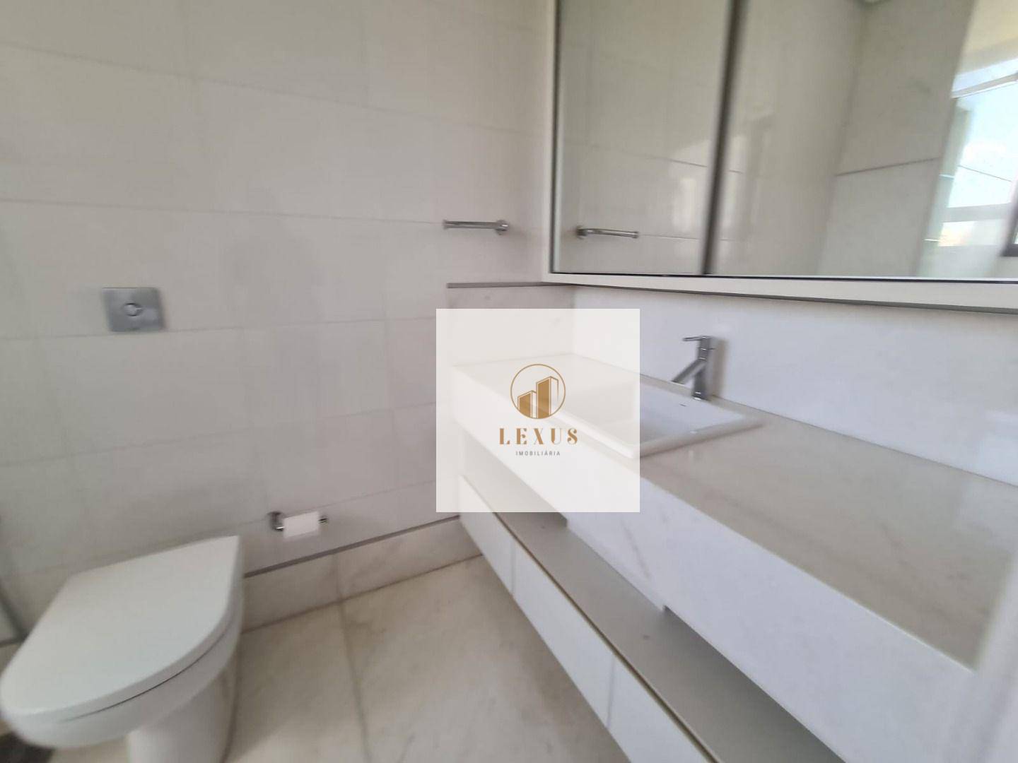 Apartamento à venda com 3 quartos, 206m² - Foto 17