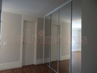 Apartamento para alugar com 3 quartos, 180m² - Foto 9