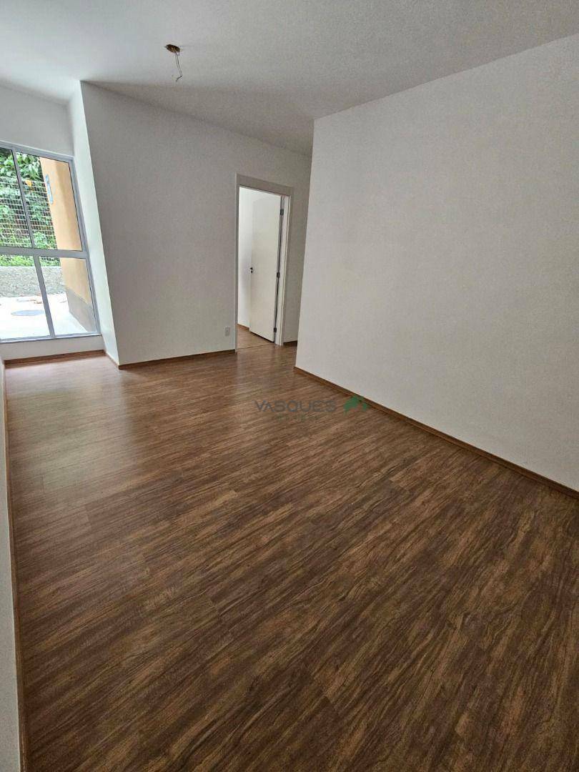 Apartamento à venda com 2 quartos, 50m² - Foto 5