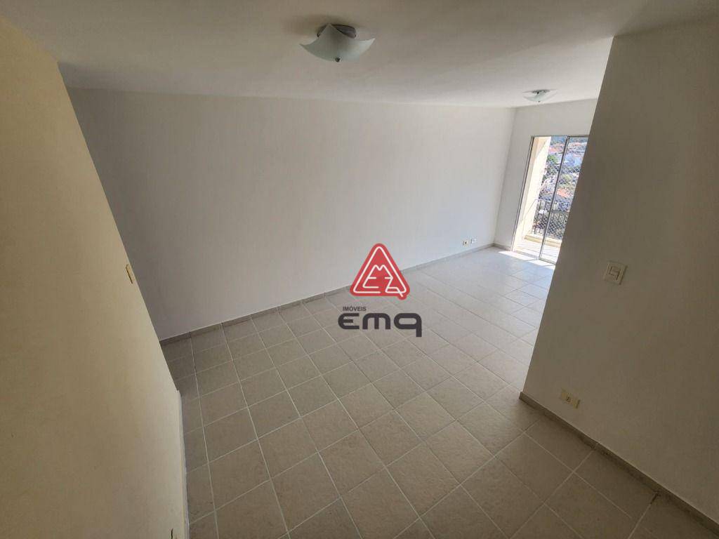 Apartamento à venda com 3 quartos, 70m² - Foto 14