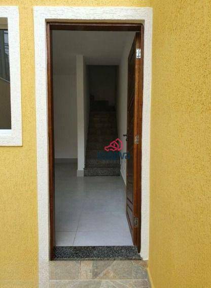 Sobrado à venda com 2 quartos, 67m² - Foto 2