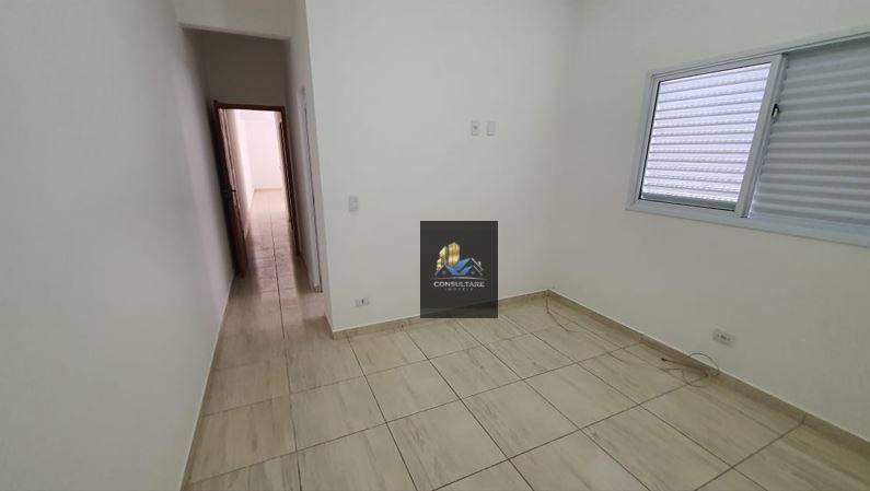 Casa à venda com 2 quartos, 70m² - Foto 13