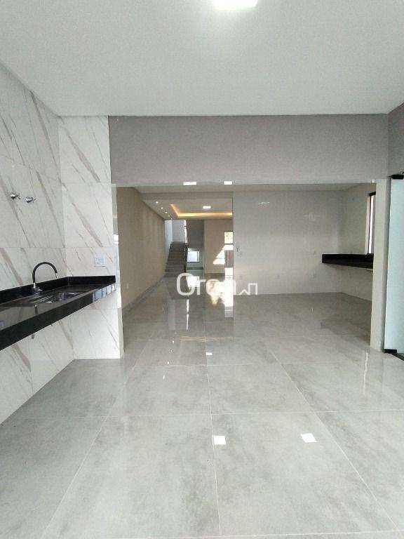 Sobrado à venda com 3 quartos, 214m² - Foto 5