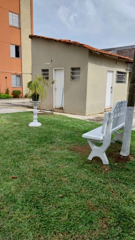 Apartamento à venda com 2 quartos, 70m² - Foto 18