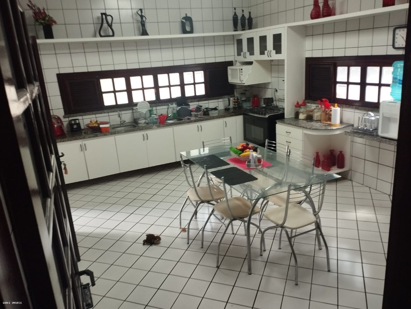 Casa à venda com 3 quartos, 313m² - Foto 8