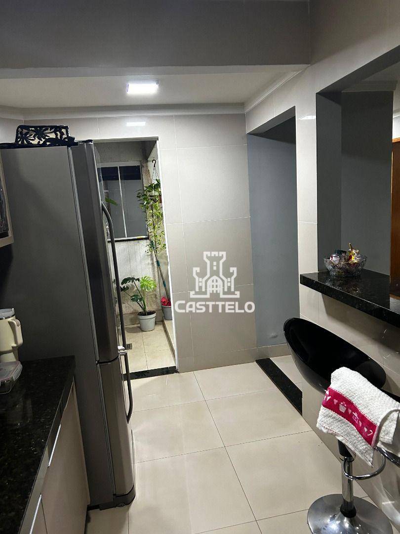 Sobrado à venda com 4 quartos, 180m² - Foto 6