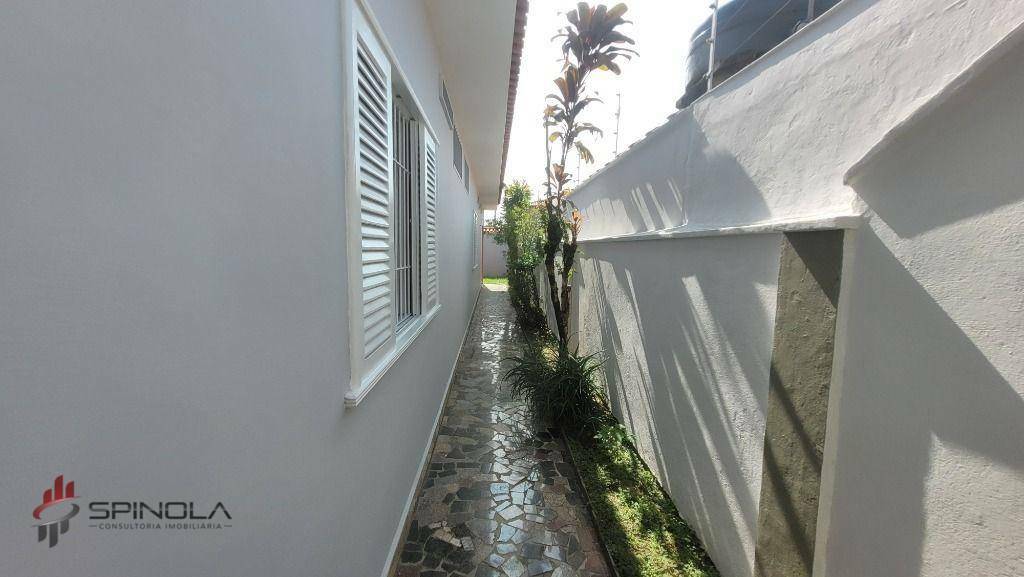 Casa à venda com 3 quartos, 270m² - Foto 13