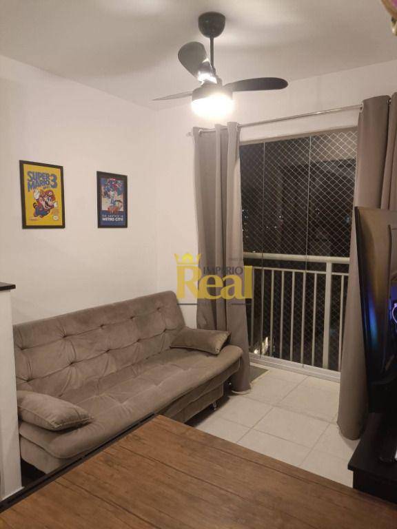 Apartamento à venda com 2 quartos, 34m² - Foto 6