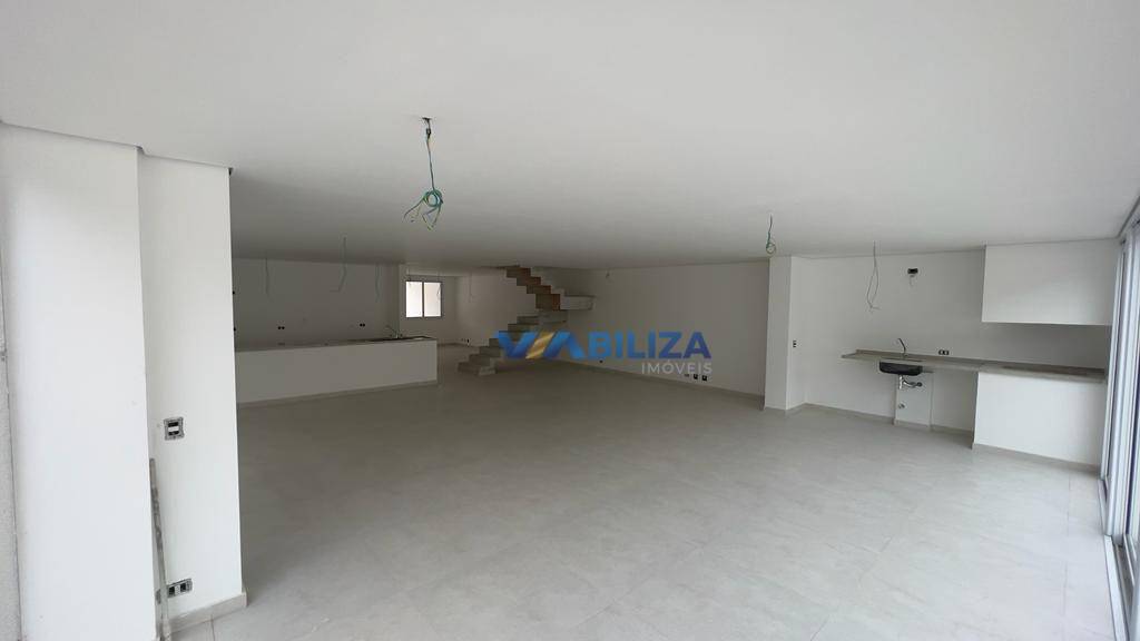 Sobrado à venda com 4 quartos, 260m² - Foto 25