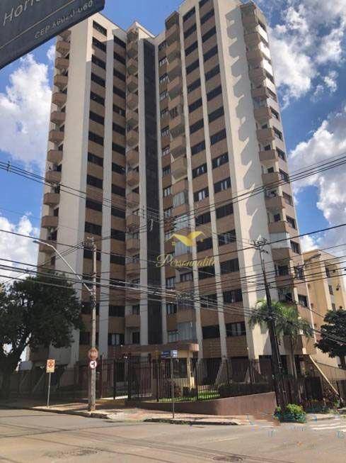 Apartamento à venda com 3 quartos, 117m² - Foto 1