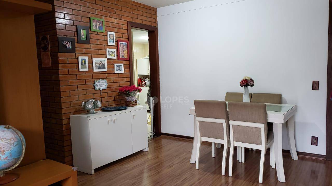 Apartamento à venda com 2 quartos, 82m² - Foto 2