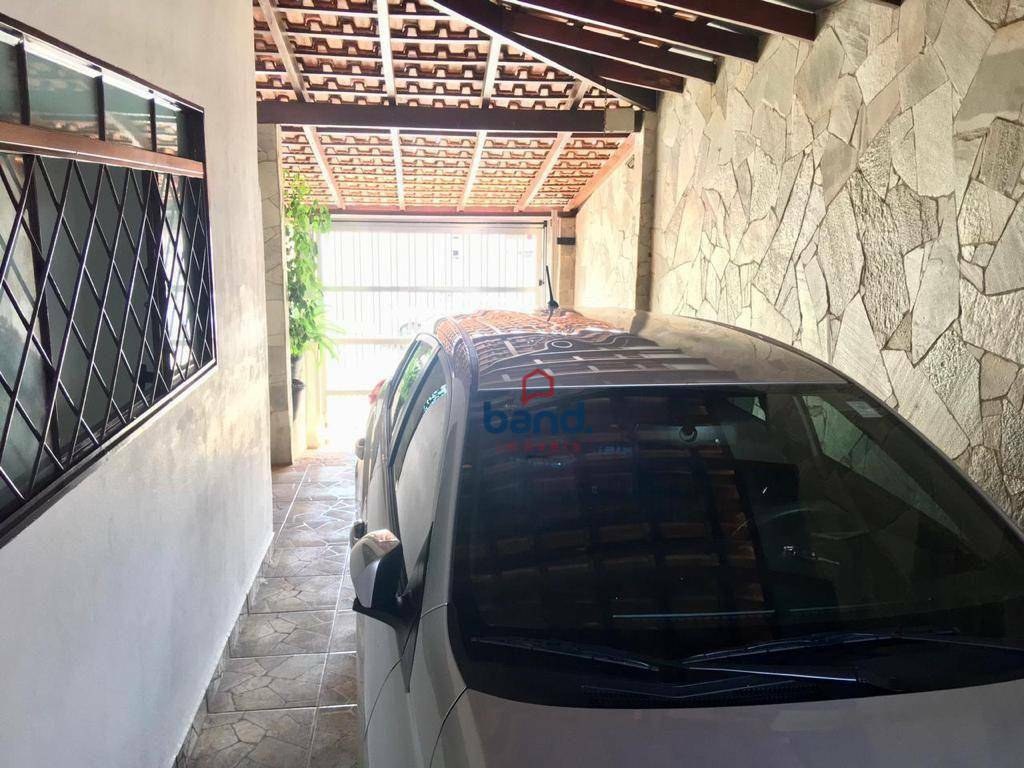 Casa à venda com 2 quartos, 140m² - Foto 2