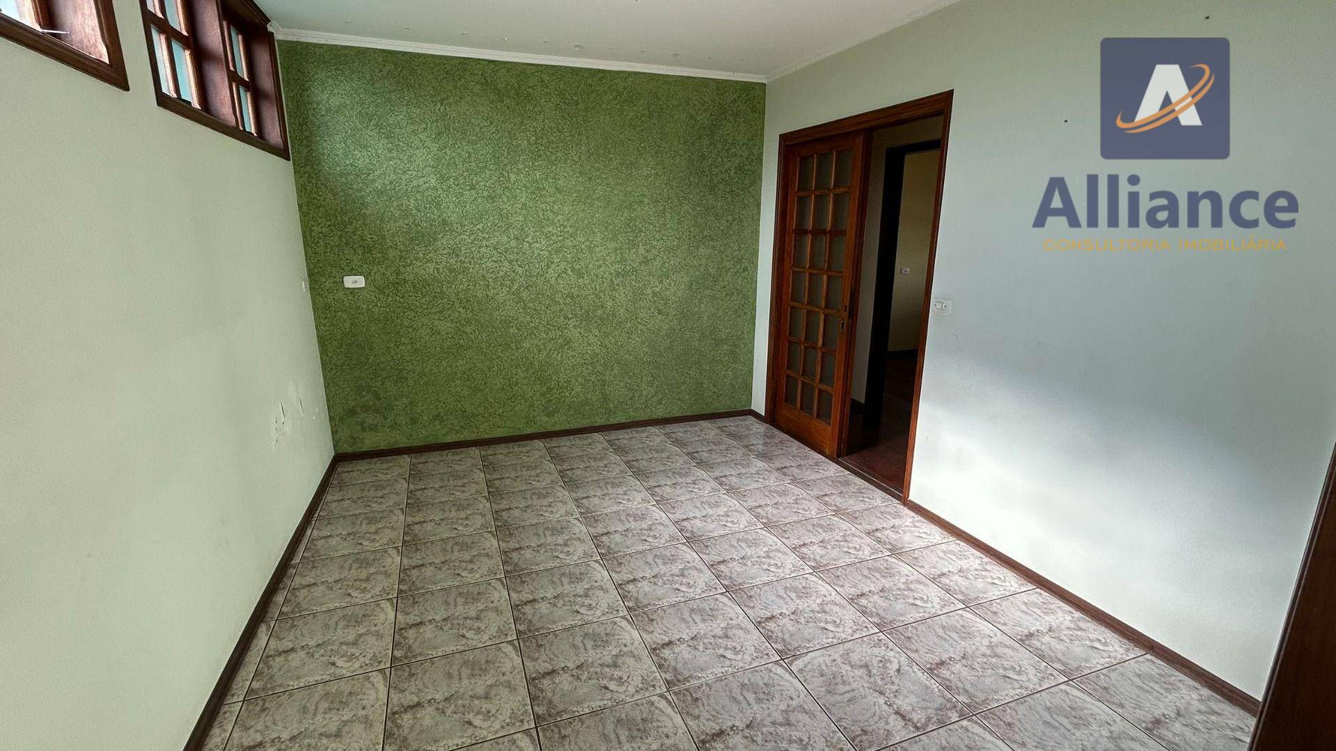 Casa para alugar com 3 quartos, 193m² - Foto 12