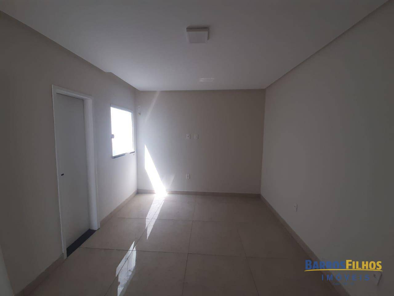 Casa para alugar com 2 quartos, 100M2 - Foto 6