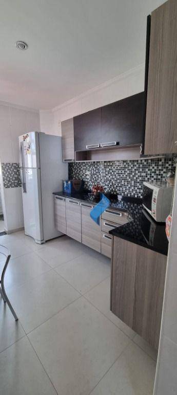 Apartamento à venda com 3 quartos, 140m² - Foto 8