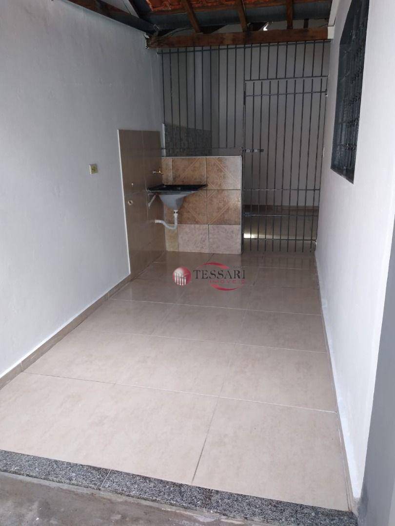 Casa para alugar com 3 quartos, 100m² - Foto 10