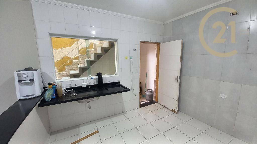 Casa à venda com 3 quartos, 220m² - Foto 15