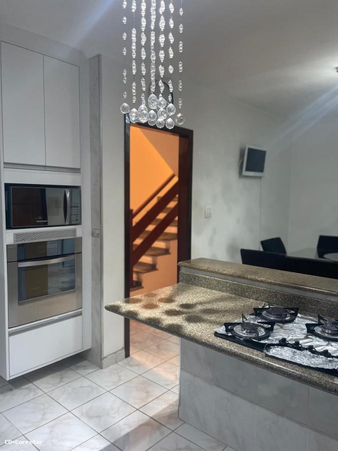 Sobrado à venda com 3 quartos, 128m² - Foto 4