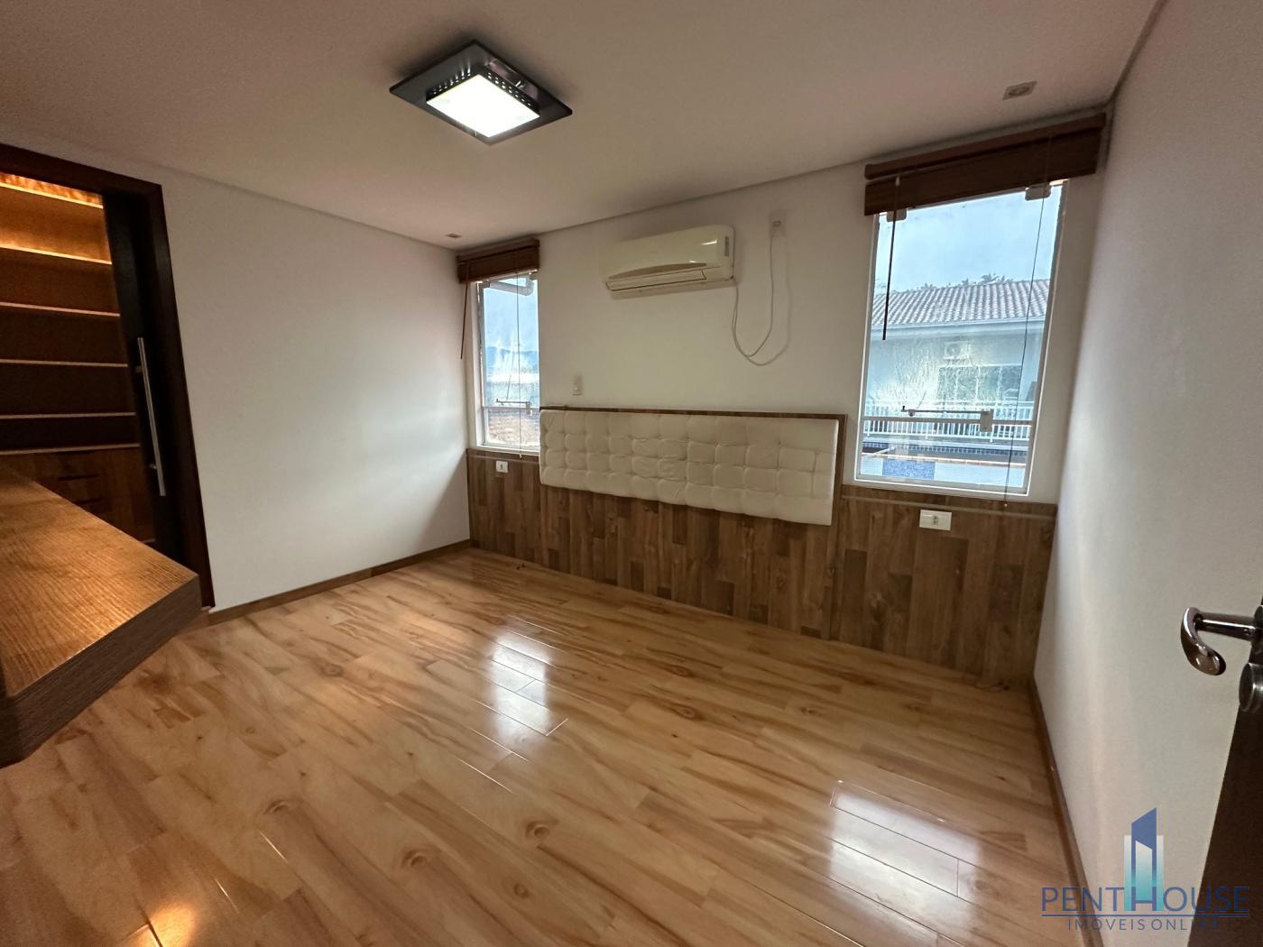 Casa à venda com 4 quartos, 202m² - Foto 24