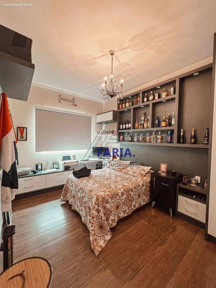 Casa de Condomínio à venda com 3 quartos, 330m² - Foto 5