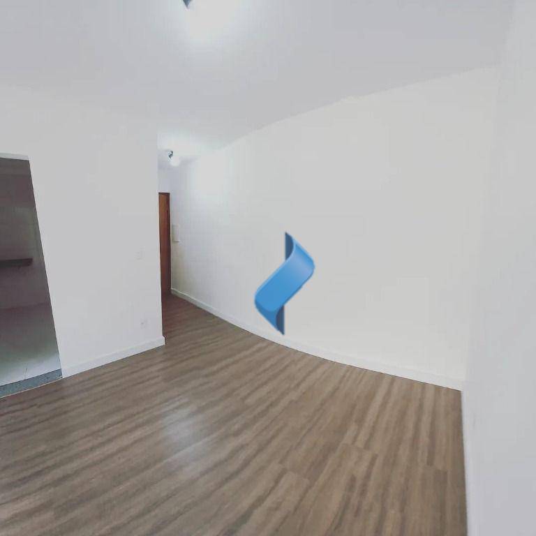 Apartamento à venda com 2 quartos, 69m² - Foto 2