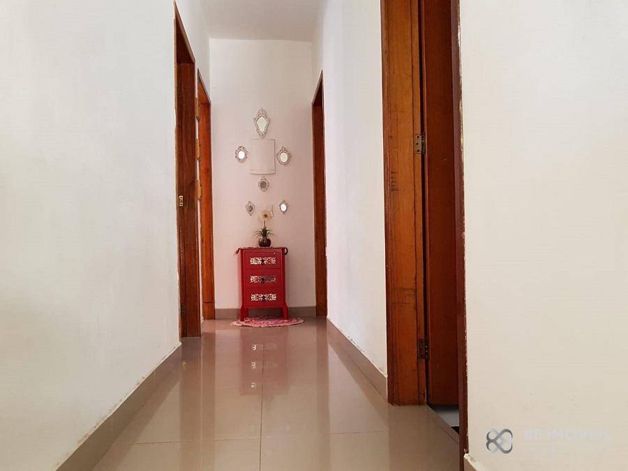 Casa à venda com 3 quartos, 180m² - Foto 5