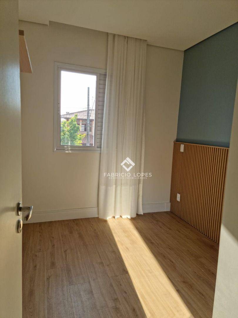 Casa à venda com 3 quartos, 98m² - Foto 12