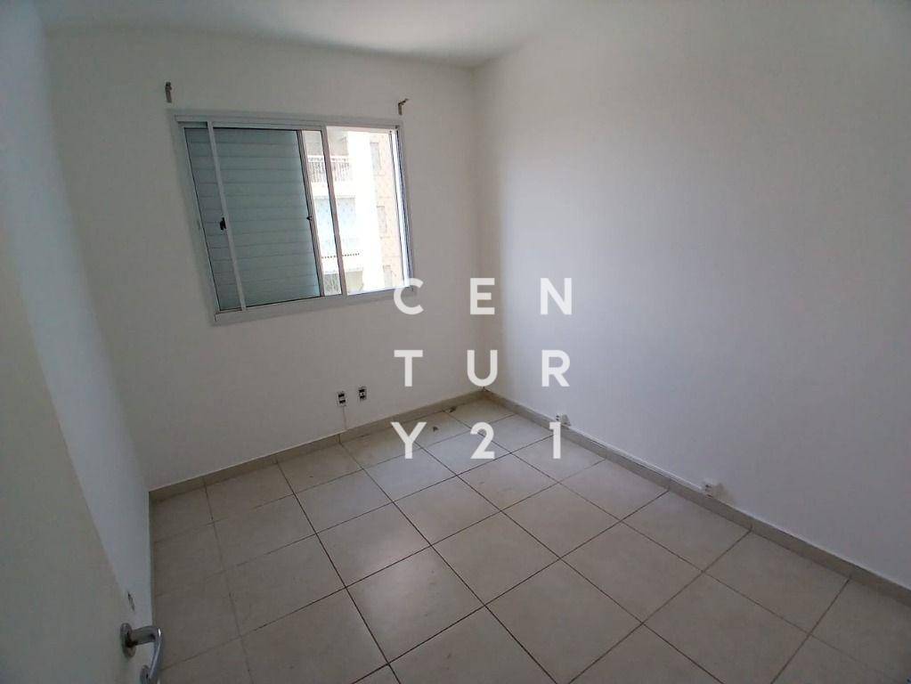 Apartamento para alugar com 3 quartos, 95m² - Foto 15