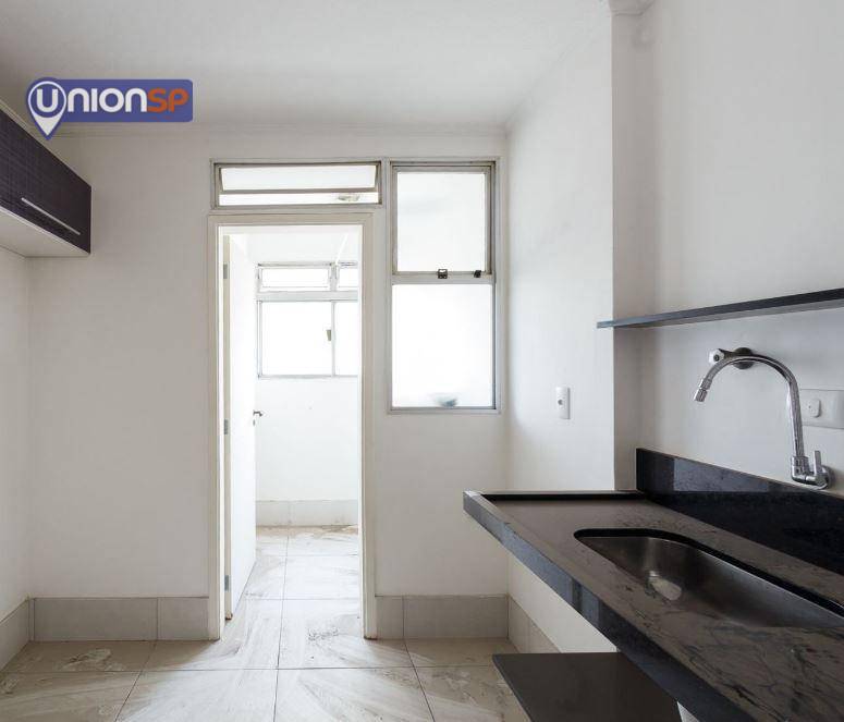 Apartamento à venda com 2 quartos, 60m² - Foto 14