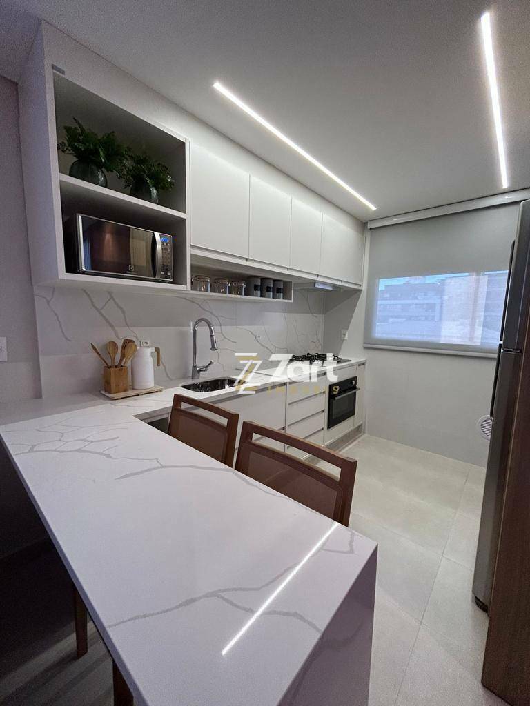 Apartamento à venda com 3 quartos, 130m² - Foto 5