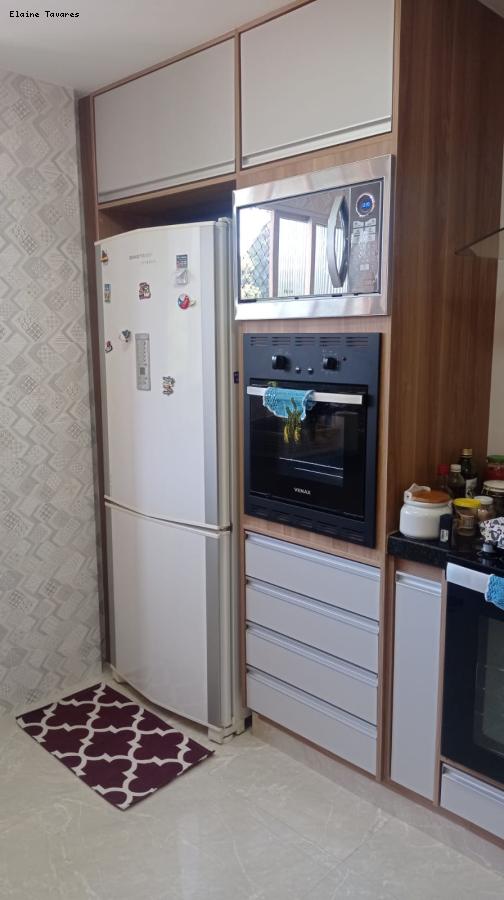 Apartamento à venda com 3 quartos, 117m² - Foto 2