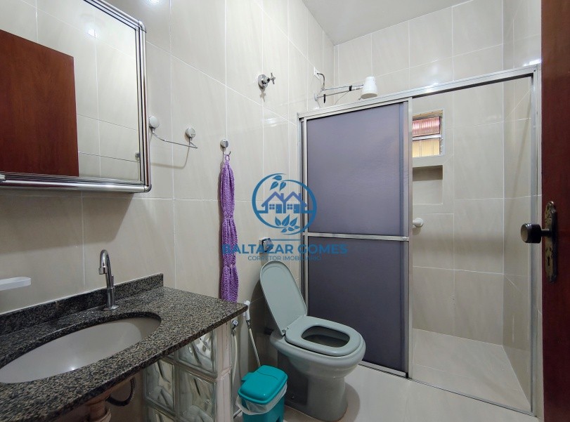 Casa à venda com 3 quartos, 300m² - Foto 5
