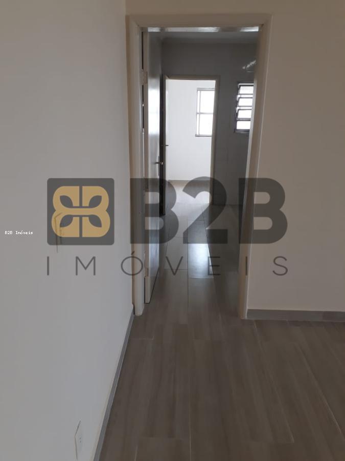 Apartamento à venda com 2 quartos, 47m² - Foto 4