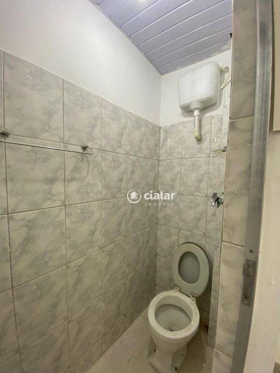 Apartamento para alugar com 2 quartos, 70m² - Foto 28