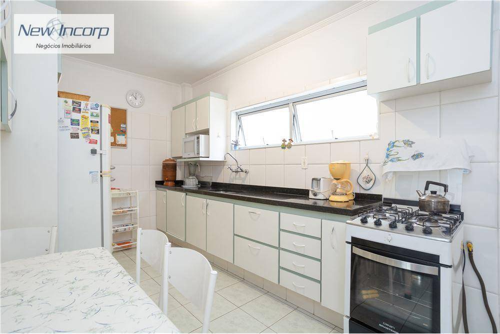 Apartamento à venda com 3 quartos, 123m² - Foto 12