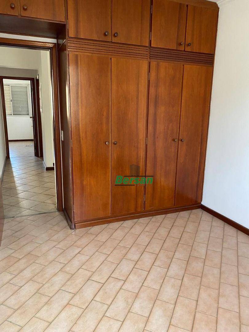 Apartamento à venda com 3 quartos, 126m² - Foto 10