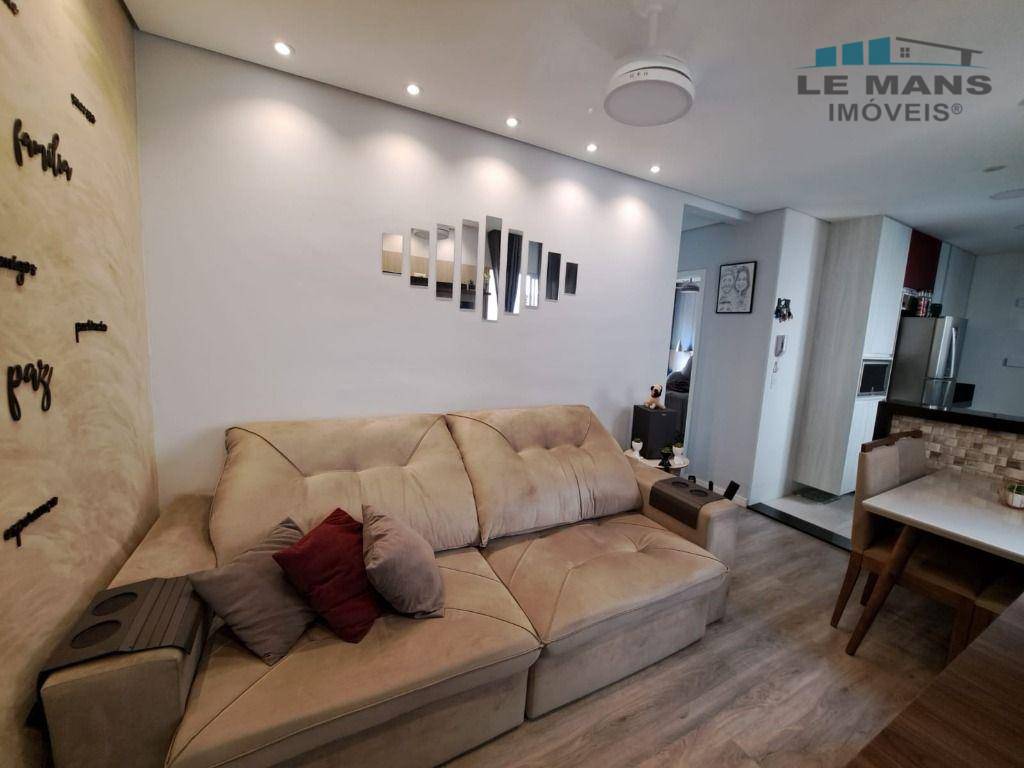 Apartamento à venda com 2 quartos, 48m² - Foto 4