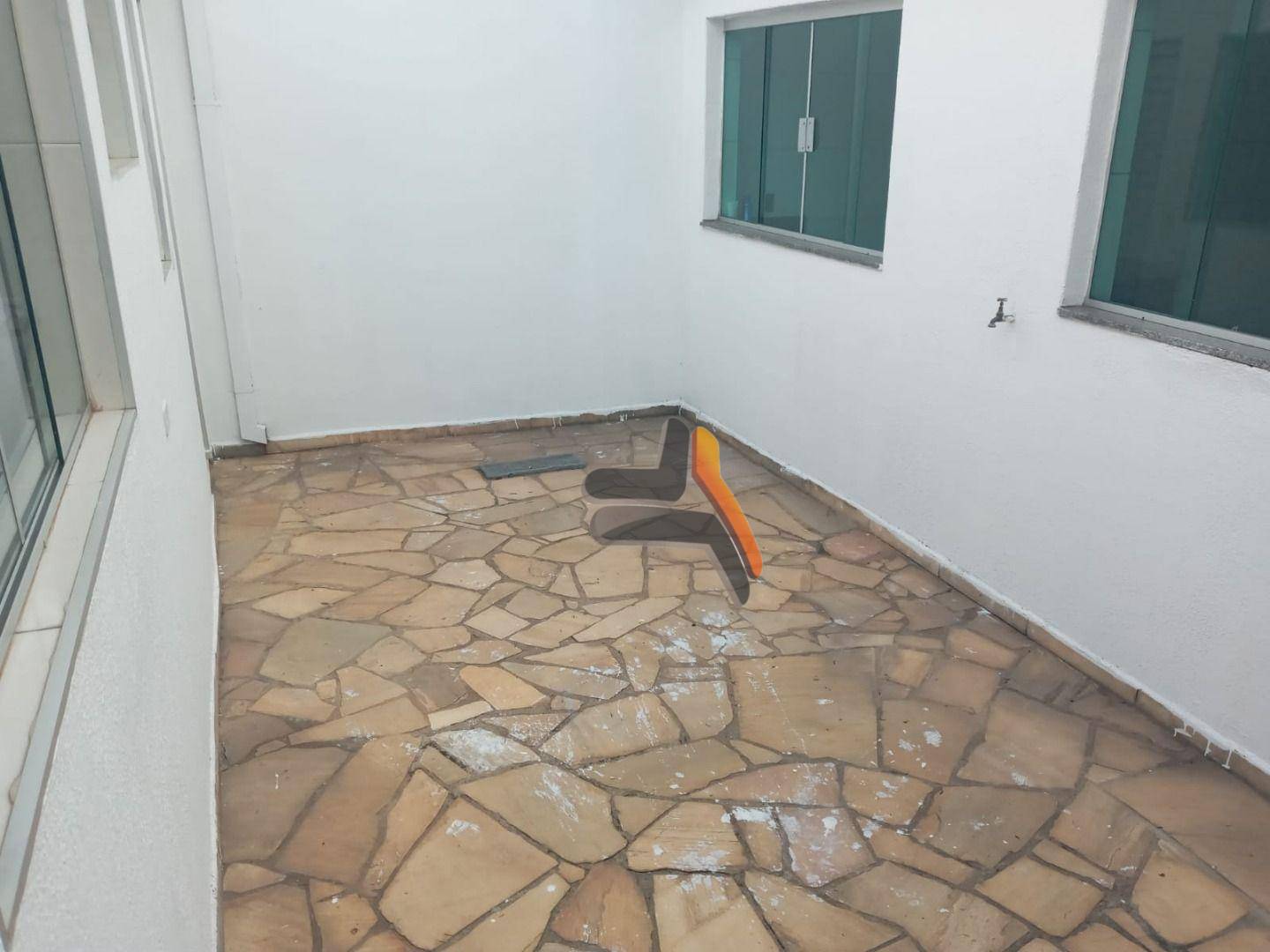 Sobrado à venda com 4 quartos, 240m² - Foto 19